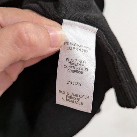 Cleo Crew Neck Sweater with Lace Detail Beige Black Size XXL - Picture 3 of 5